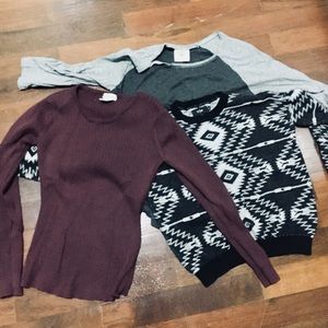 BUNDLE OF 3 SWEATERS/LONG SLEEVES